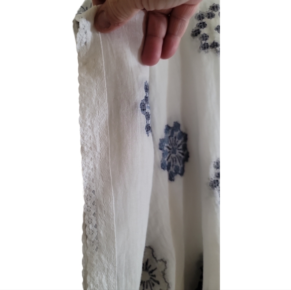 J. Jill Ocean Breeze Jacquard Embroidered Poncho Top One Size Open Sides Tassels - Picture 3 of 6